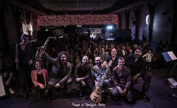 Le "concert des profs de l'École John" se termine en apothéose.