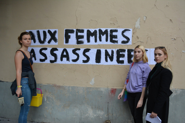 Les collectifs s'organisent afin de visibiliser les féminicides et les violences faites aux femmes.