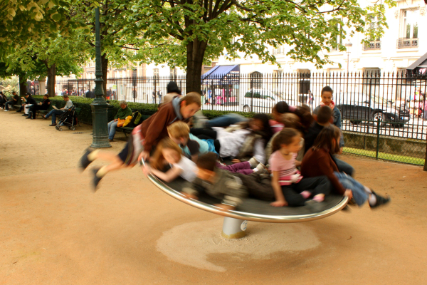 Radio Libre, c'est un peu comme des enfants drogués sur un tourniquet : des hallucinations et du vomi.